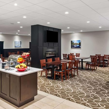 Best Western Plus Pitt Meadows Inn & Suites Exterior foto