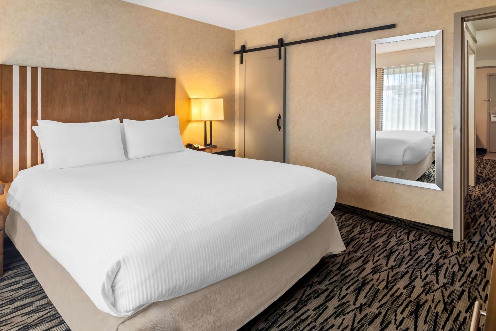Best Western Plus Pitt Meadows Inn & Suites Exterior foto